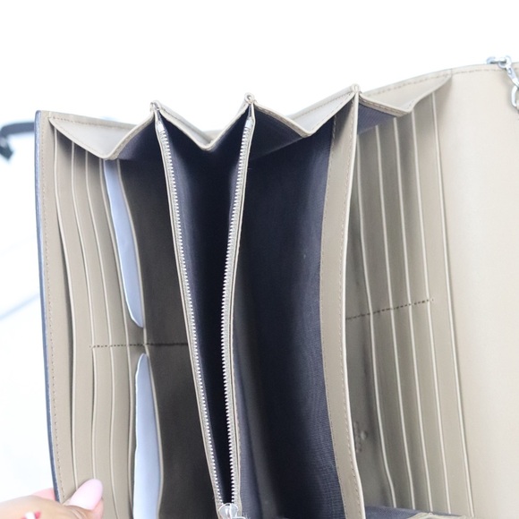 GUCCI GG Supreme Monogram Small Dionysus Chain Wallet Beige Taupe - Picture 3 of 16